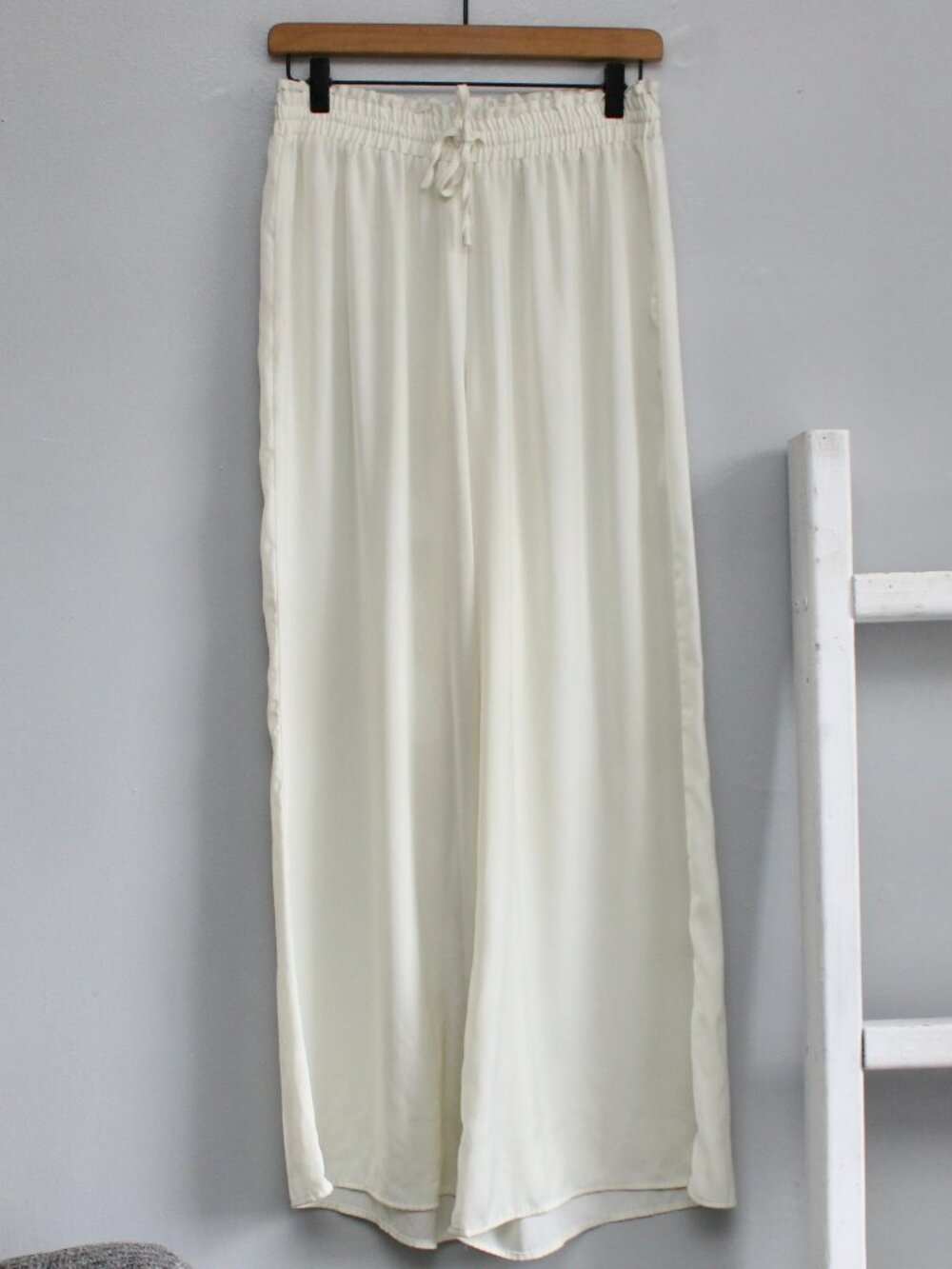SummerSalt The Silky Luxe Palazzo Pants with Ties Champagne Cream Size Small